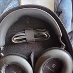 Used Sennheiser Momentum 4 - Black