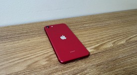 Good
													Apple iPhone SE 2nd Gen 2020 - Unlocked, Red, 64 GB, A2275, photo 6 of 6