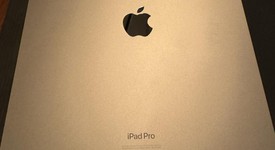 Mint
													Apple iPad Pro 12.9" 6th Gen 2022 - Unlocked, Gray, 128 GB, photo 3 of 5