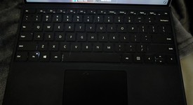 Good
													Microsoft Surface Pro 8 - I7, Platinum, 256 GB, 16 GB, photo 3 of 10