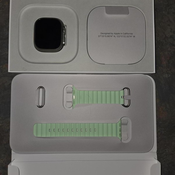 Apple Watch Ultra 3 49mm - Unlocked, Natural, A3281, Hermes