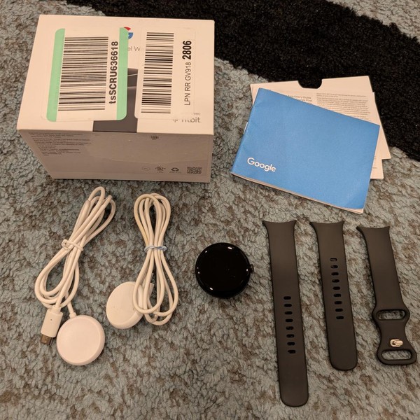 Google Pixel Watch - Unlocked, Black, LTE