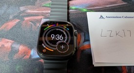 Mint
													Apple Watch Ultra 3 49mm - Unlocked, Black, A3281, photo 3 of 6
