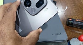 Mint
													Oppo Find X9 Pro - Unlocked Non-US, Titanium Charcoal, 512 GB, 16 GB, photo 4 of 15