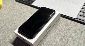 Good
													Apple iPhone SE 3rd Gen 2022 - Unlocked, Midnight, 64 GB, A2595, photo 5 of 6