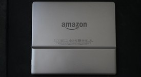 Mint
													Amazon Kindle Oasis 10th Gen - Gray, 8 GB, WiFi Only, photo 2 of 5