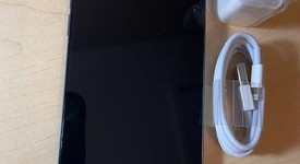 Mint
													Apple iPhone 13 - Unlocked, Midnight, 128 GB, A2482, photo 3 of 9