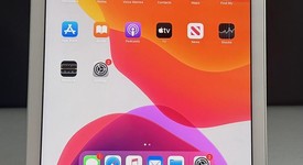 Good
													Apple iPad 6th Gen - Wi-Fi, Silver, 32 GB, A1893, photo 1 of 10