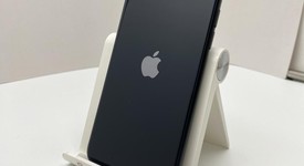 Good
													Apple iPhone SE 3rd Gen 2022 - Unlocked, Midnight, 256 GB, A2595, photo 3 of 7
