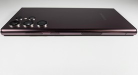 Good
													Samsung Galaxy S22 Ultra - Unlocked, Burgundy, 512 GB, 12 GB, SM-S908U1, photo 3 of 8