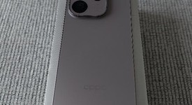 Mint
													Oppo Find X9 Pro - Unlocked Non-US, Titanium Charcoal, 512 GB, 16 GB, photo 2 of 7