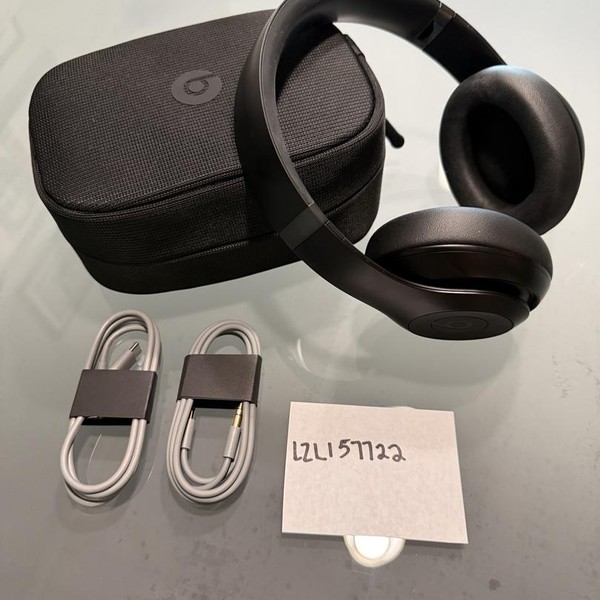 Beats Studio Pro - Black