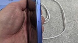 Mint
													Google Pixel 10 - Unlocked, Indigo, 128 GB, GLBW0, photo 3 of 7