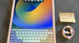 Fair
													Apple iPad Pro 12.9" 1st Gen 2015 - Unlocked, Gold, 128 GB, A1652, 1st Gen 2015, photo 1 of 16