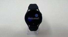 Good
													Samsung Galaxy Watch4 - Unlocked, Black, 40mm, photo 1 of 6