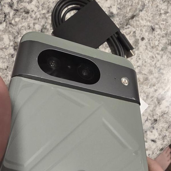 Google Pixel 8 - Unlocked, 128 GB, Hazel, 8 GB, G9BQD, Sub-6 5G