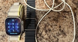 Good
													Apple Watch Ultra 49mm - Unlocked, Titanium, A2622, photo 1 of 9