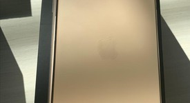 Mint
													Apple iPhone 11 Pro Max - Unlocked, Gold, 256 GB, A2161, photo 6 of 6