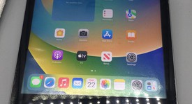 Fair
													Apple iPad 5th Gen - Unlocked, Gray, 32 GB, A1823, photo 1 of 7