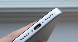 Mint
													Apple iPhone 17 Pro - Unlocked, Silver, 256 GB, A3256, photo 5 of 11