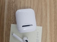 Apple AirPods 2nd Gen