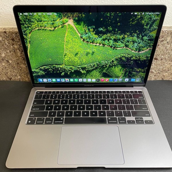 MacBook Air 2020 - 13 inch - 512 GB, Gray, 16 GB, Apple M1