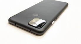 Fair
													Google Pixel 4a 5G - Unlocked, Black, 128 GB, 6 GB, G025E, photo 5 of 8