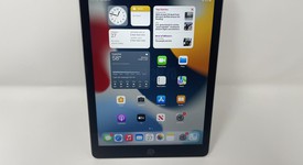 Mint
													Apple iPad Air 2 - Unlocked, Gray, 32 GB, photo 1 of 6