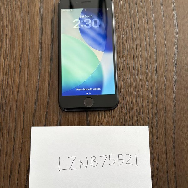 Apple iPhone SE 2nd Gen 2020 - Unlocked, 64 GB, Black, A2275