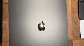 Mint
													Apple iPad Pro 13" (M4) 2024 - Unlocked, Black, 256 GB, 8 GB, A2926, Standard Glass, photo 2 of 3