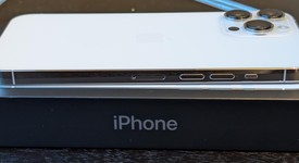 Good
													Apple iPhone 13 Pro Max - Unlocked, Silver, 128 GB, A2484, photo 4 of 10