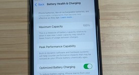 Good
													Apple iPhone SE 3rd Gen 2022 - Unlocked, Midnight, 64 GB, A2595, photo 1 of 12