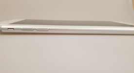 Fair
													Apple iPhone 7 Plus - AT&T, Silver, 128 GB, 3 GB, A1784, photo 5 of 7