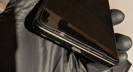 Good
													Sony Xperia 1 V - Unlocked, Black, 256 GB, 12 GB, photo 3 of 14