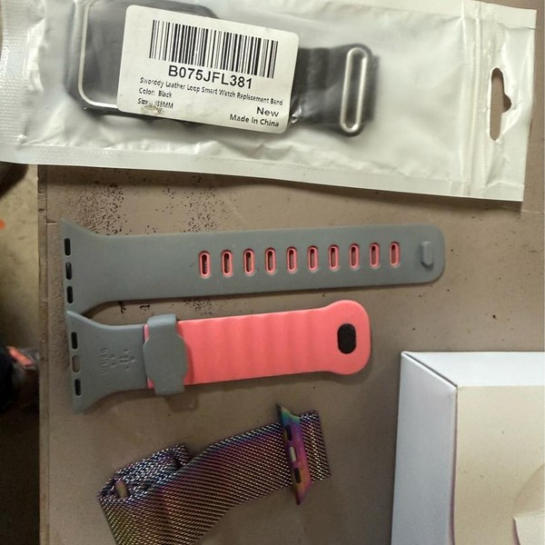 Apple Watch Series 6 40mm - AT&T, Red, A2293 - Cellular, Aluminum