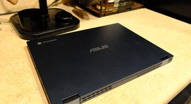 Mint
													Asus Chromebook Plus CM34 Flip - Ryzen 3, Blue, 128 GB, 8 GB, photo 4 of 5