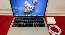 Mint
													MacBook Pro 2019 - 13" - I5, Gray, 128 GB, 8 GB, photo 1 of 8