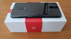 Mint
													OnePlus 6T - Unlocked, Gloss Black, 128 GB, 6 GB, A6013, photo 4 of 8