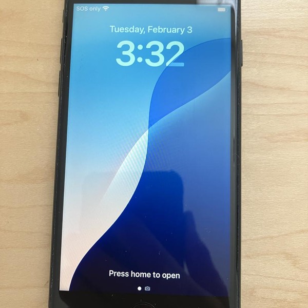 Apple iPhone SE 3rd Gen 2022 - Consumer Cellular, 64 GB, Midnight, A2595