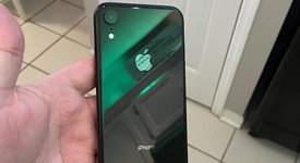 Mint
													Apple iPhone Xr - AT&T, Black, 64 GB, A1984, photo 2 of 7