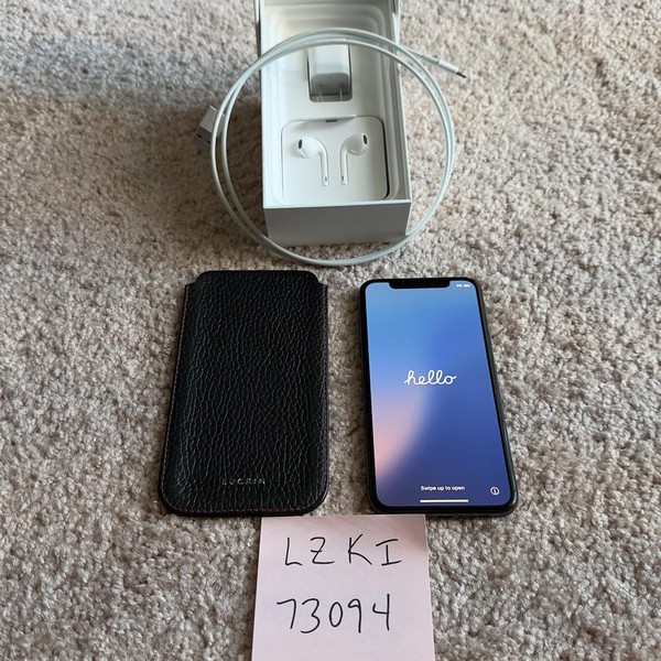 Apple iPhone Xs - Unlocked, 256 GB, Gray, A1920