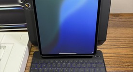 Mint
													Apple iPad Pro 13" (M4) 2024 - Unlocked, Black, 2 TB, 16 GB, A2926, Nano-texture Glass, photo 3 of 9