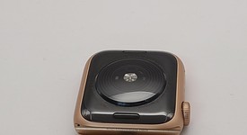 Good
													Apple Watch SE 1st Gen 40mm - Unlocked, Gold, A2353 - Cellular, Aluminum, photo 1 of 4
