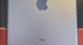 Mint
													Apple iPad Air - Wi-Fi, Silver, 16 GB, photo 3 of 8