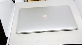 Good
													MacBook Pro 2018 (With Touch Bar) - 13" - I7, Silver, 512 GB, 16 GB, photo 5 of 9