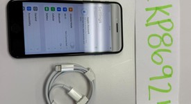 Mint
													Apple iPhone SE 3rd Gen 2022 - Unlocked, Midnight, 64 GB, A2595, photo 1 of 5