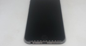 Fair
													Apple iPhone 6S - AT&T, Grey, 32 GB, A1633, photo 3 of 9
