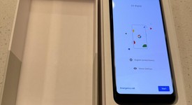 Mint
													Google Pixel 3 - Unlocked, Black, 64 GB, Google Edition, photo 4 of 8