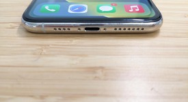 Good
													Apple iPhone 11 Pro Max - Unlocked, Silver, 64 GB, A2161, photo 4 of 22