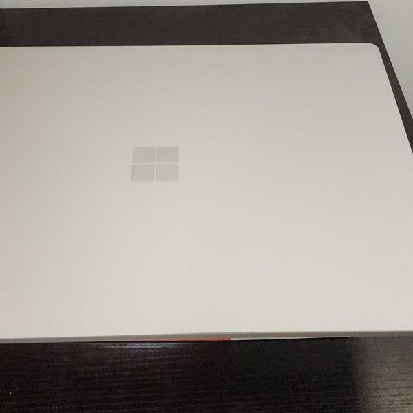 Microsoft Surface Laptop 5 - 512 GB, Platinum, 16 GB, Intel Core i7, 15 inch
